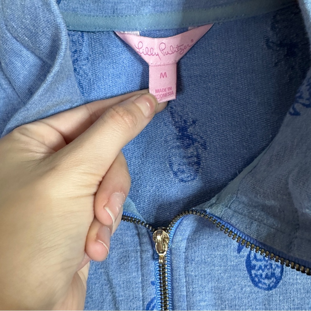 LILLY PULITZER Bennet blue Pineapple Burnout zip front Skipper jacket SIZE M - Picture 9 of 10